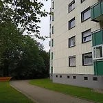 Mit Balkon, Perfekt Als Monteurwohnung Oder Stundentenwohnung שפרינגה