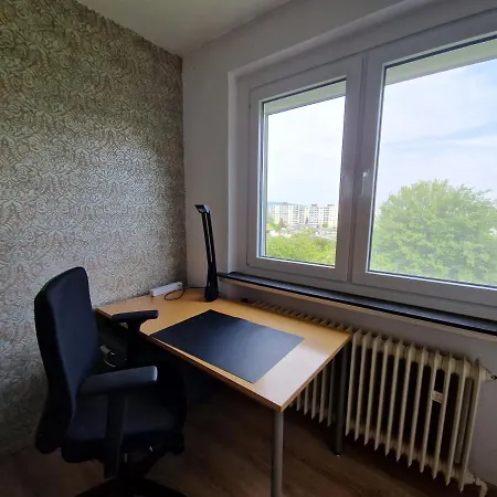 Mit Balkon, Perfekt Als Monteurwohnung Oder Stundentenwohnung 公寓 施普林格