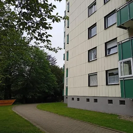 Mit Balkon, Perfekt Als Monteurwohnung Oder Stundentenwohnung 施普林格