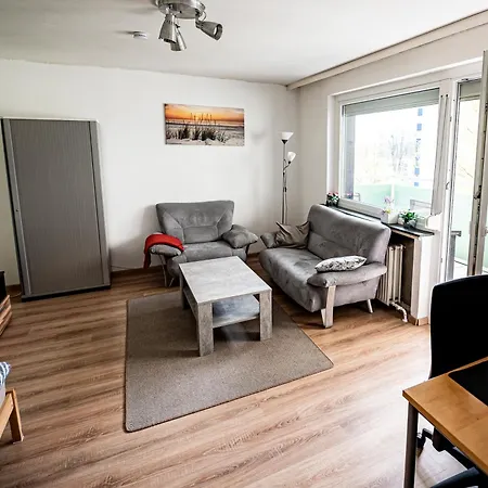 公寓 Mit Balkon, Perfekt Als Monteurwohnung Oder Stundentenwohnung